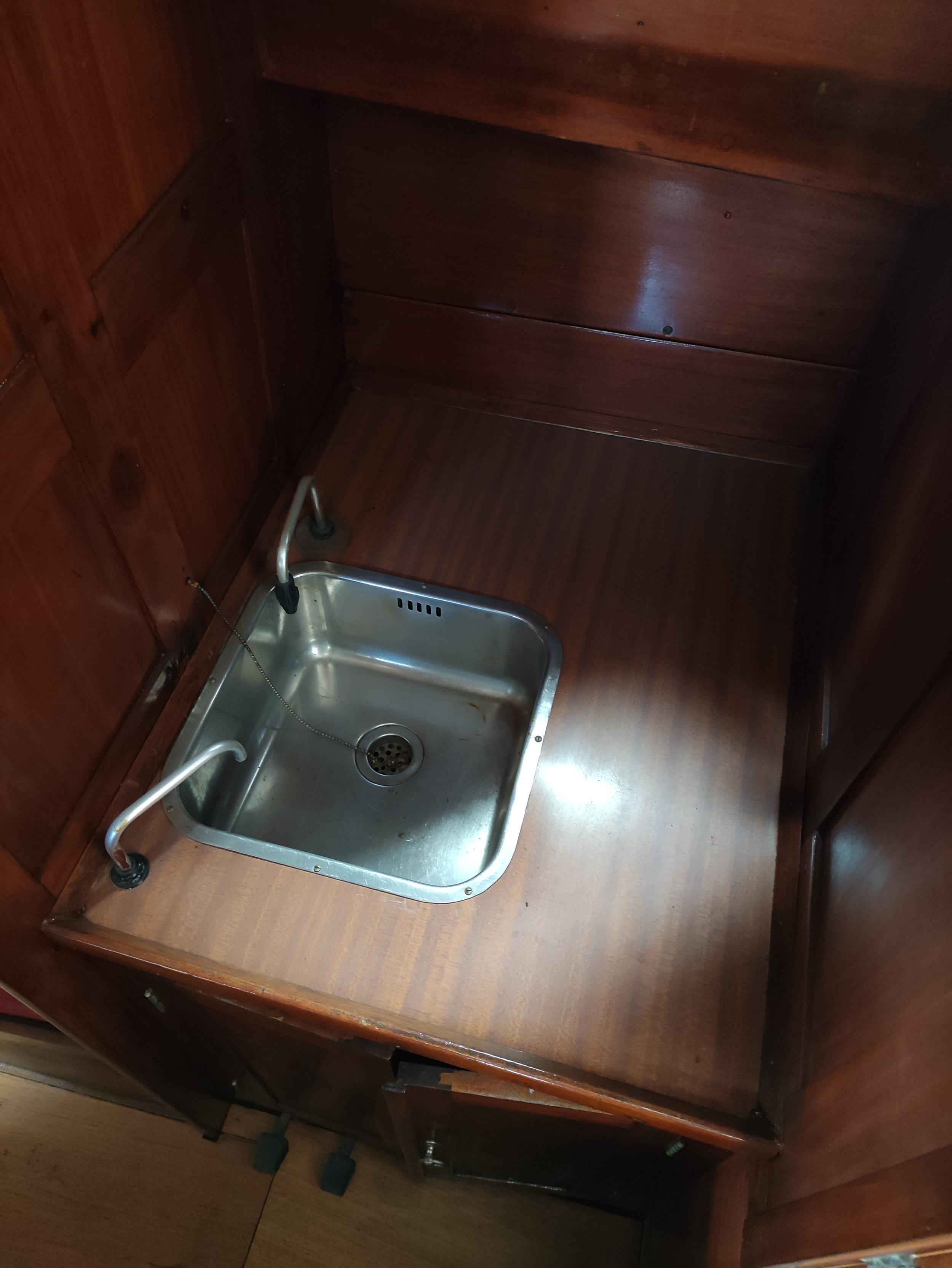 Iversen Siroka — foto 11 van 15