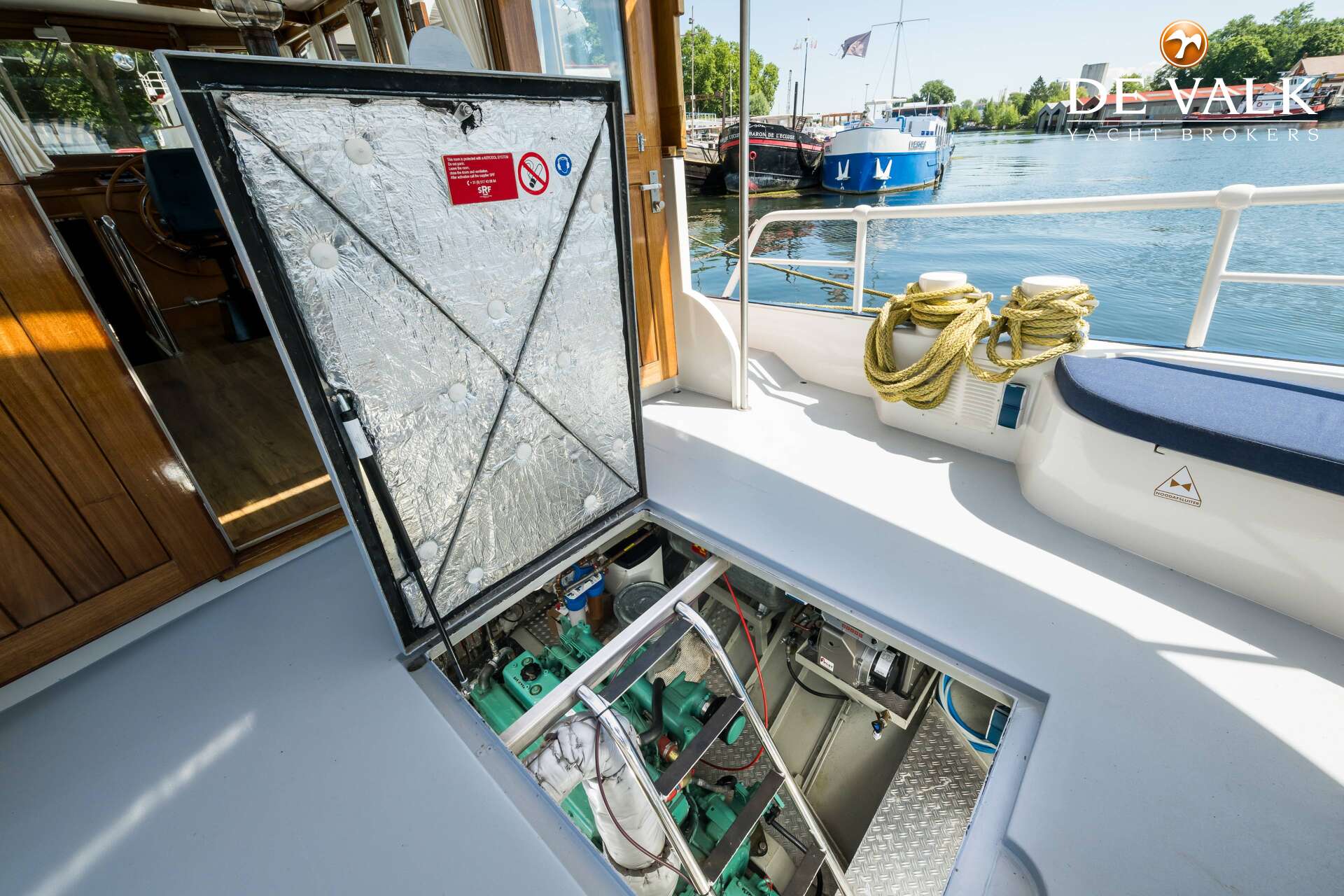 Luxe motor 28M — foto 39 van 44