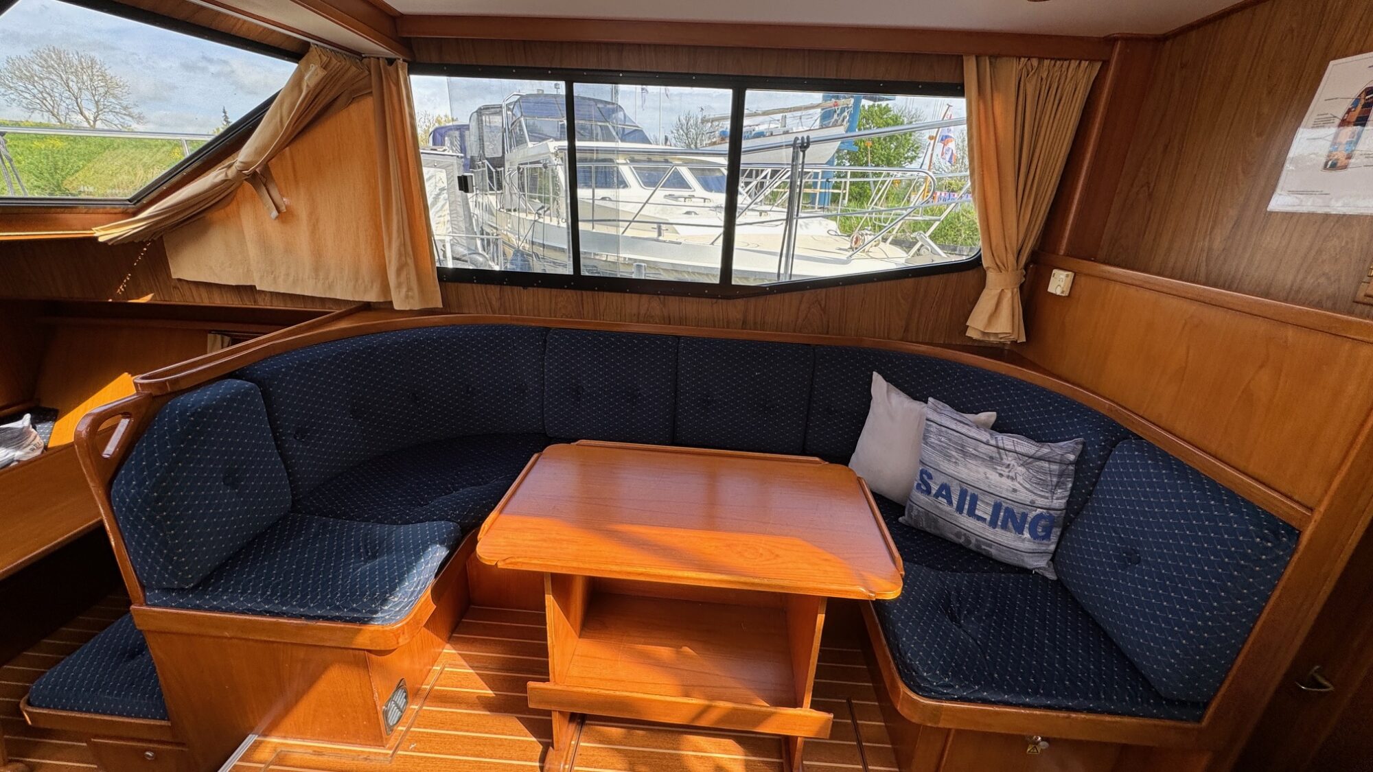 Vri-Jon Contessa 37 AK Cabrio — foto 10 van 29