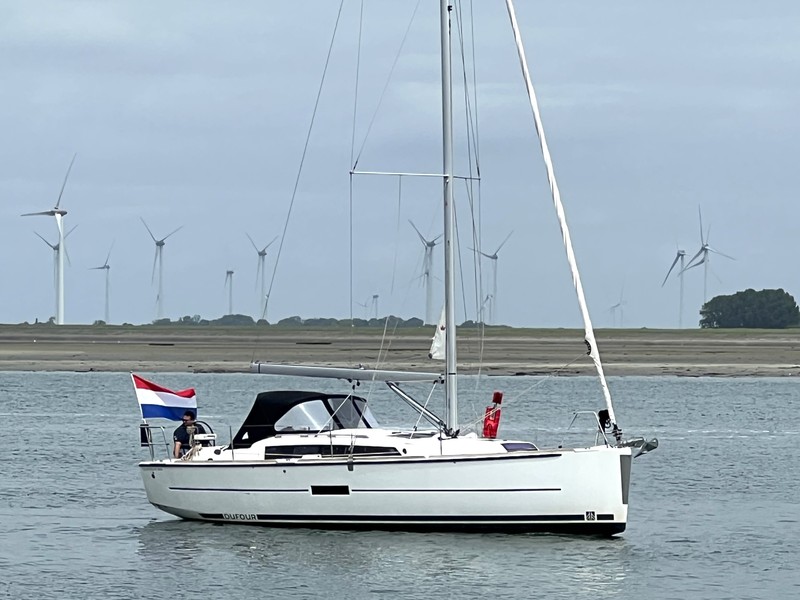 Dufour 360 GL — foto 1 van 46