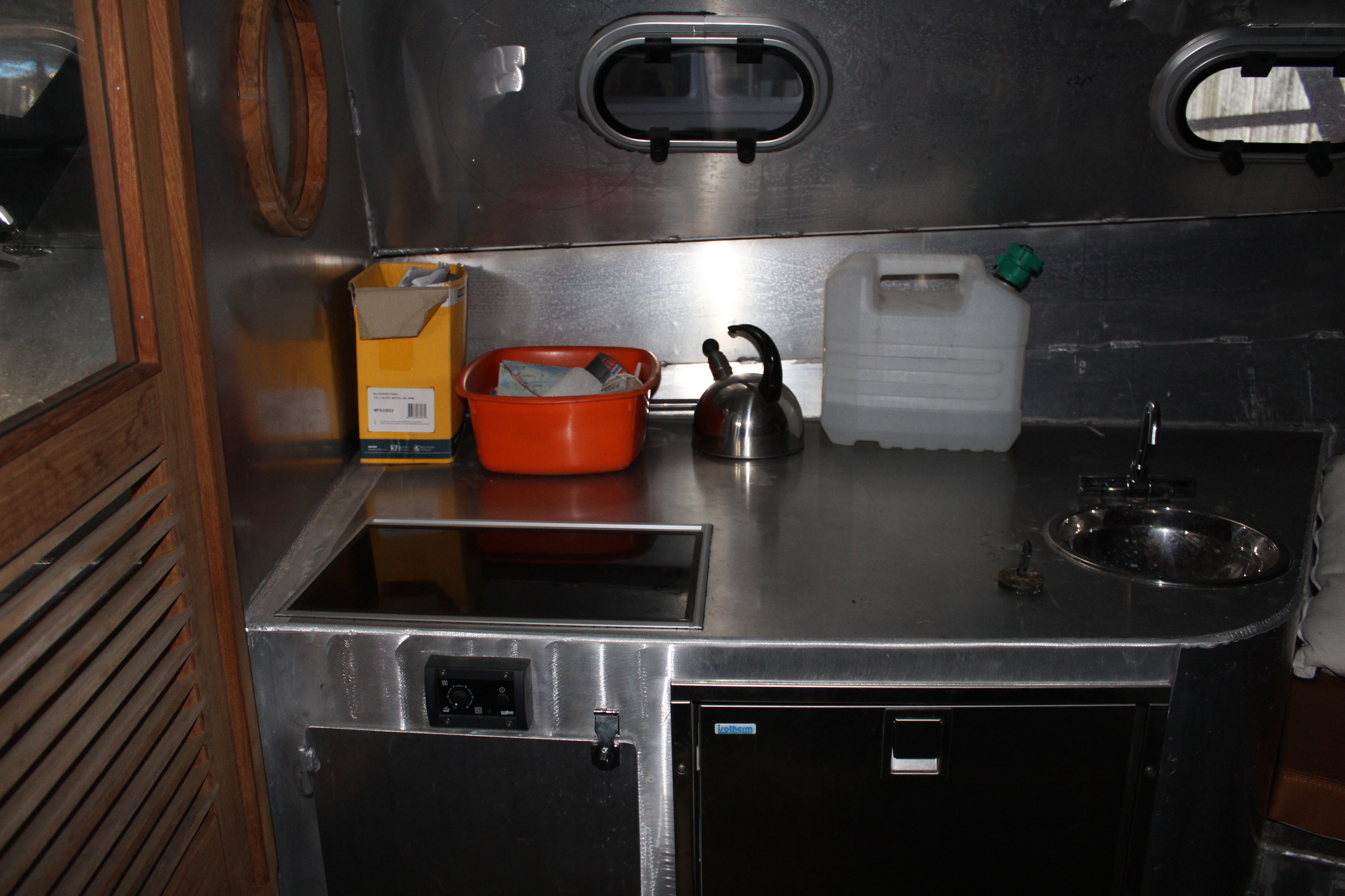 Black Fish Cabin 850 XL — foto 35 van 46