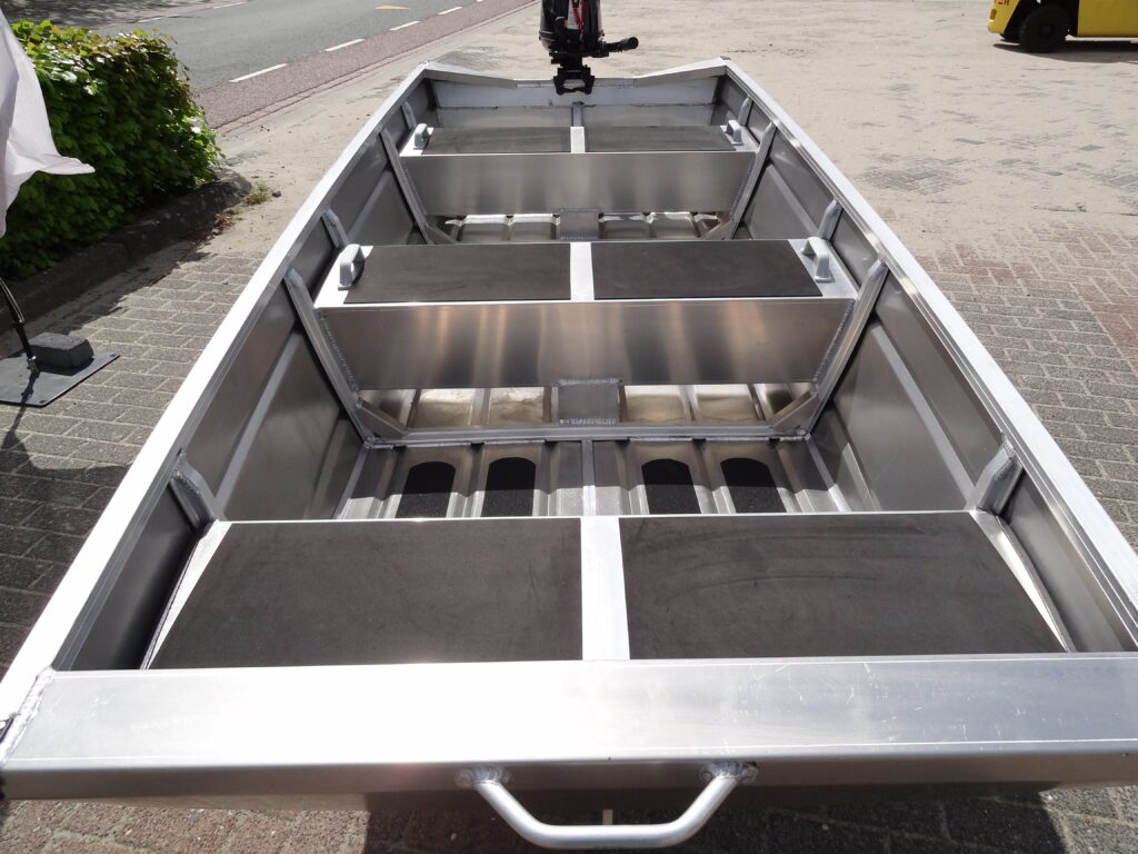 Qwest F331 — foto 3 van 4