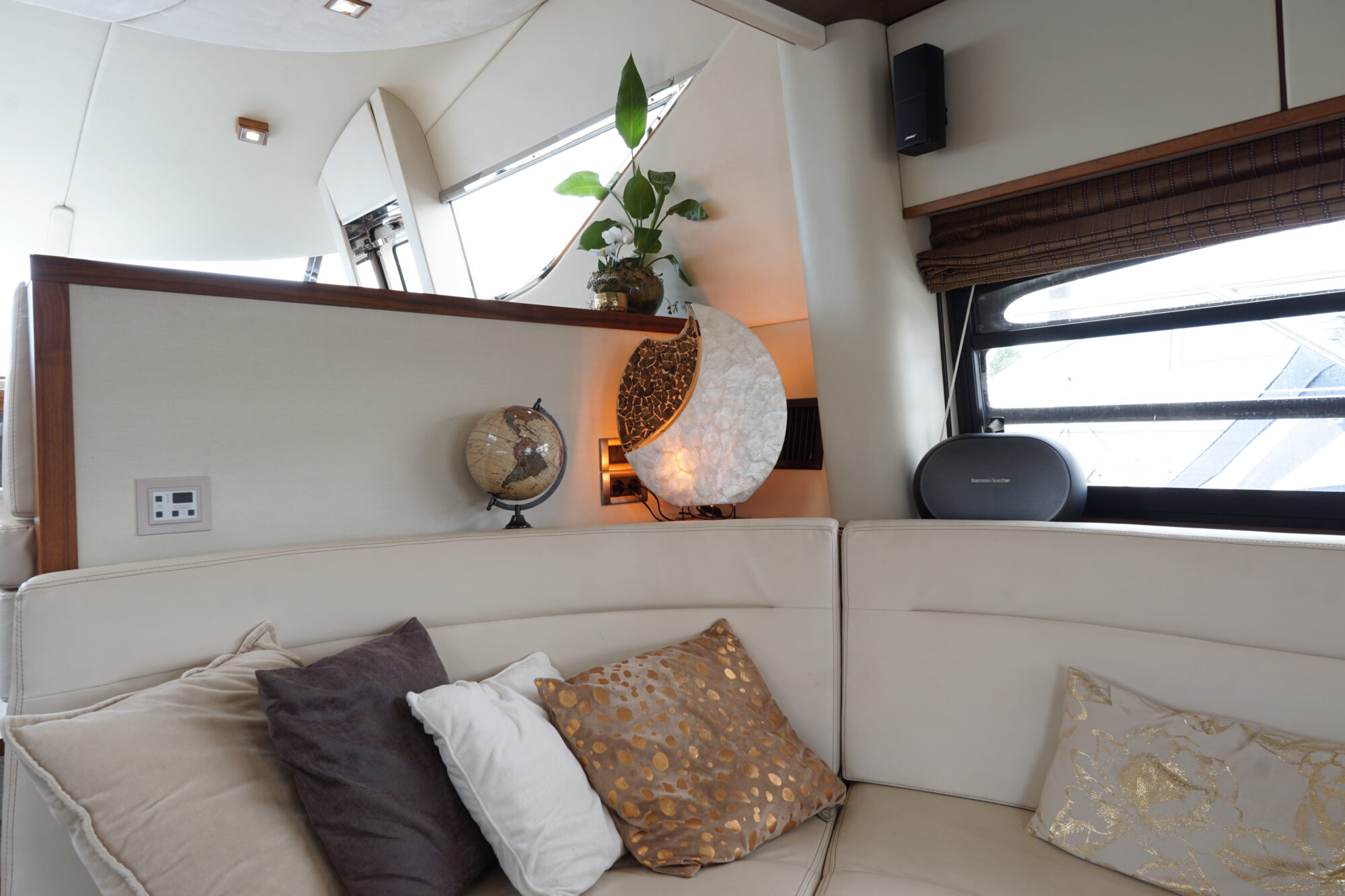Sunseeker 62 Manhattan — foto 7 van 86