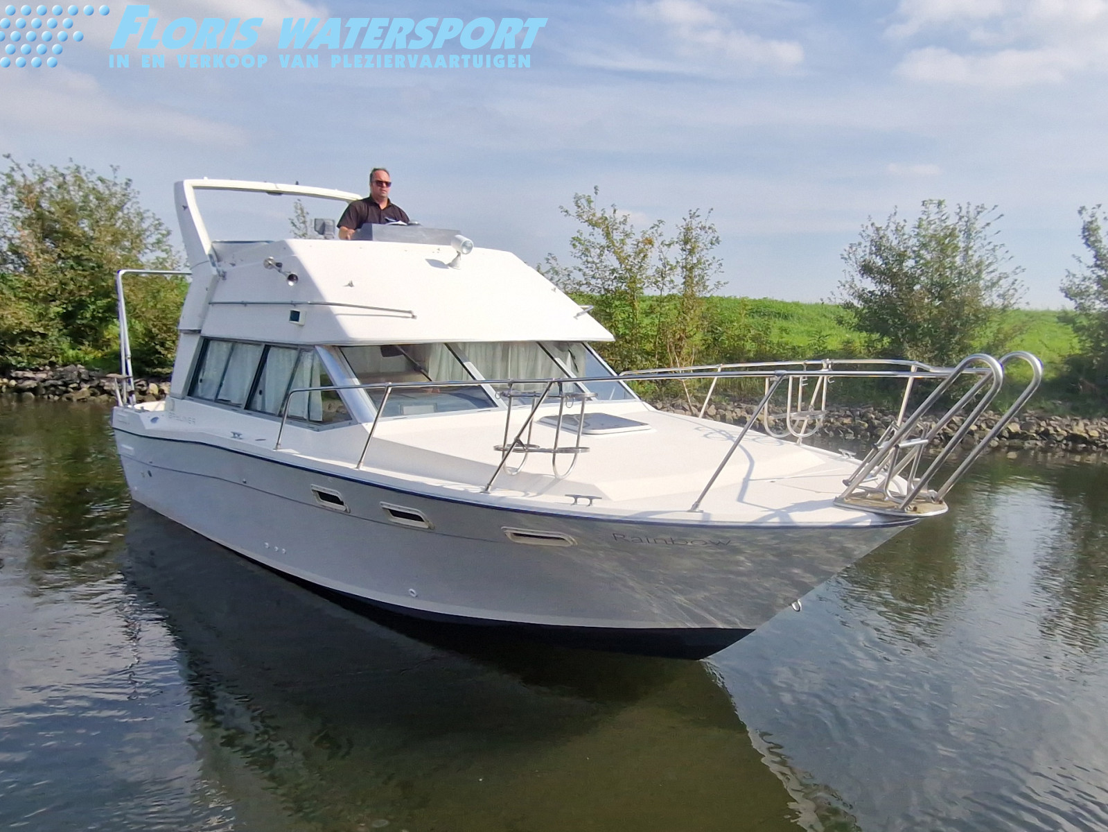 Bayliner 2858 Fly — foto 2 van 18