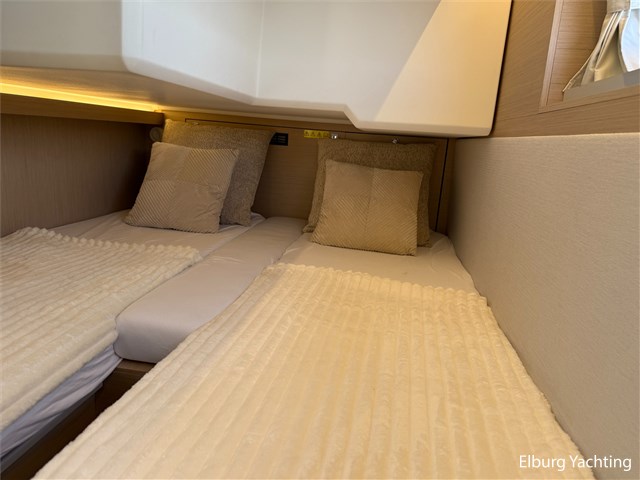Jeanneau NC37 — foto 44 van 94