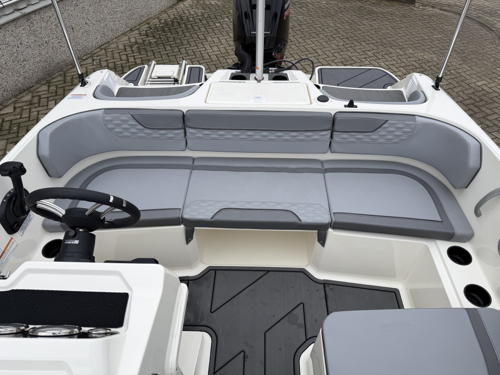 Bayliner Element M17 met Mercury 115pk Pro XS — foto 18 van 32