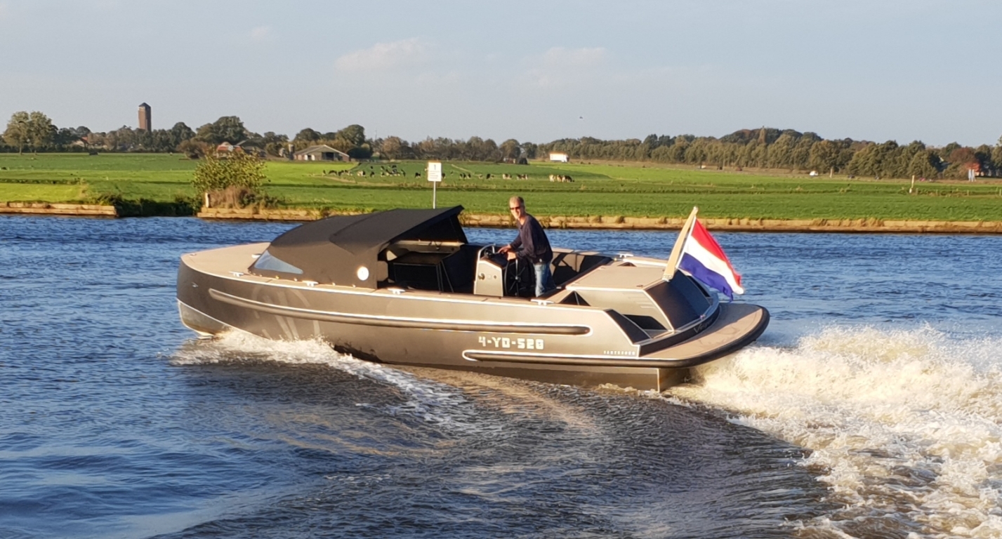Van Vossen VanVossen Tender 888 (sport)
