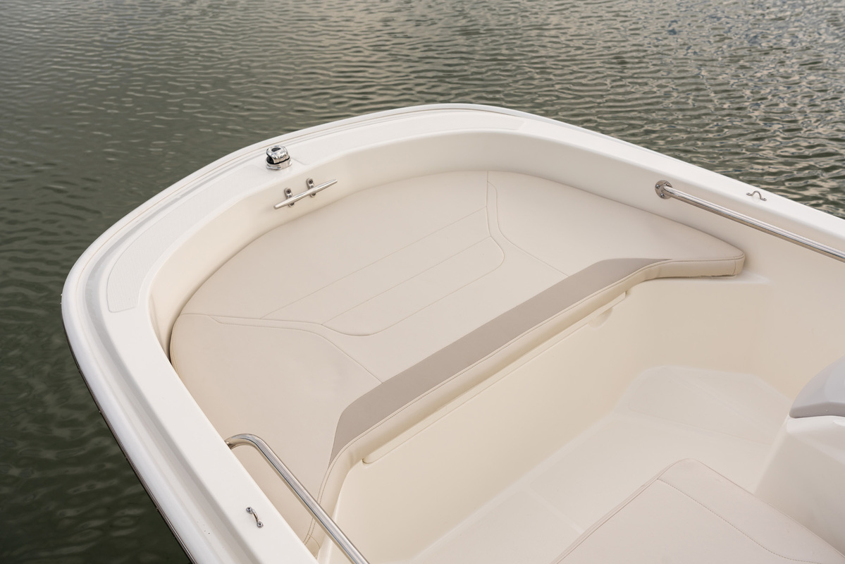 Boston Whaler 130 Super Sport — foto 6 van 18