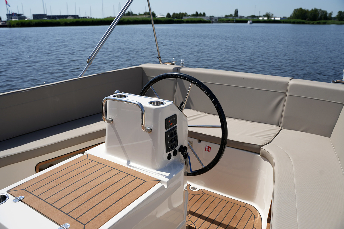 Interboat Intender 820 — foto 19 van 37