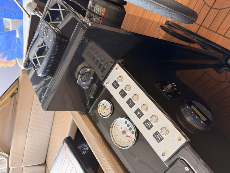 Corsiva 565 New Age Tender — foto 6 van 12