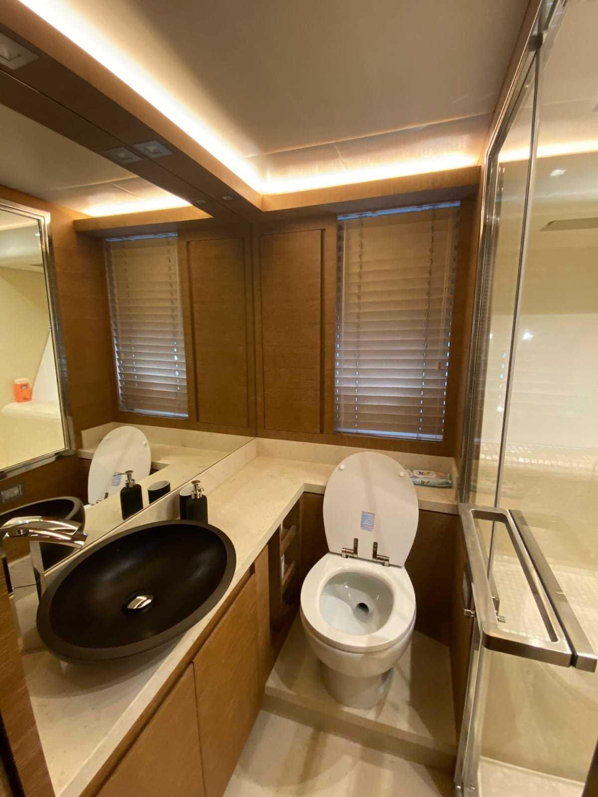 Monte Carlo Yachts MCY 76 — foto 18 van 24