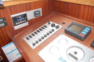 Kuyt Rijnmondkruiser 900 — foto 11 van 12
