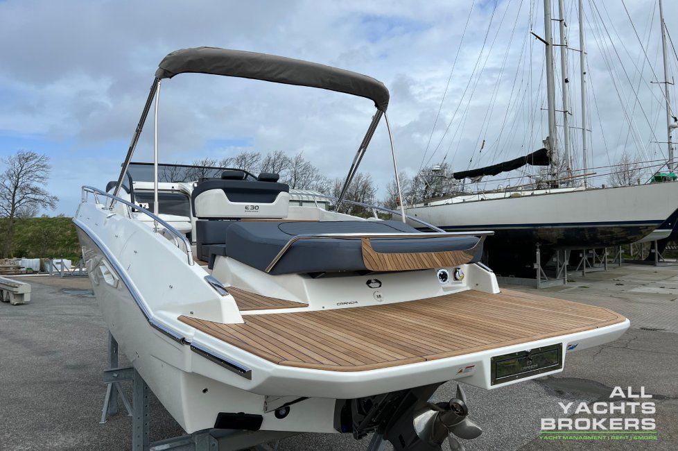 Cranchi Endurance E30 — foto 9 van 12