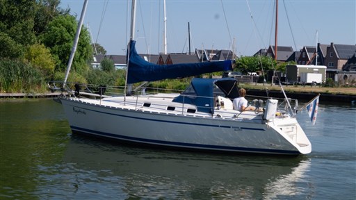 Bavaria 320 Sportline (1991) — foto 8 van 12