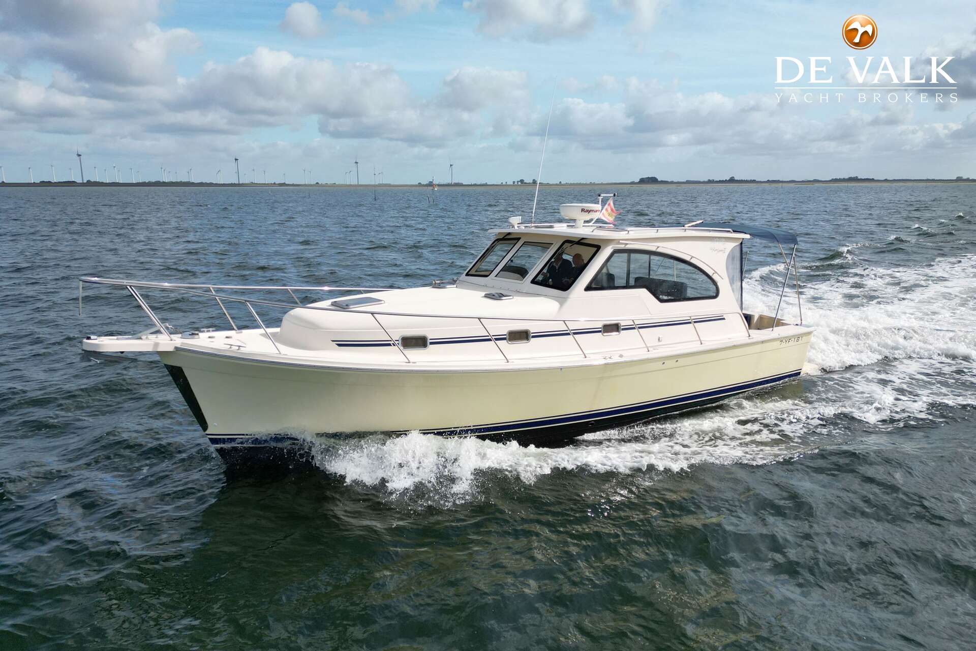 Mainship 34 Rumrunner II — foto 5 van 41
