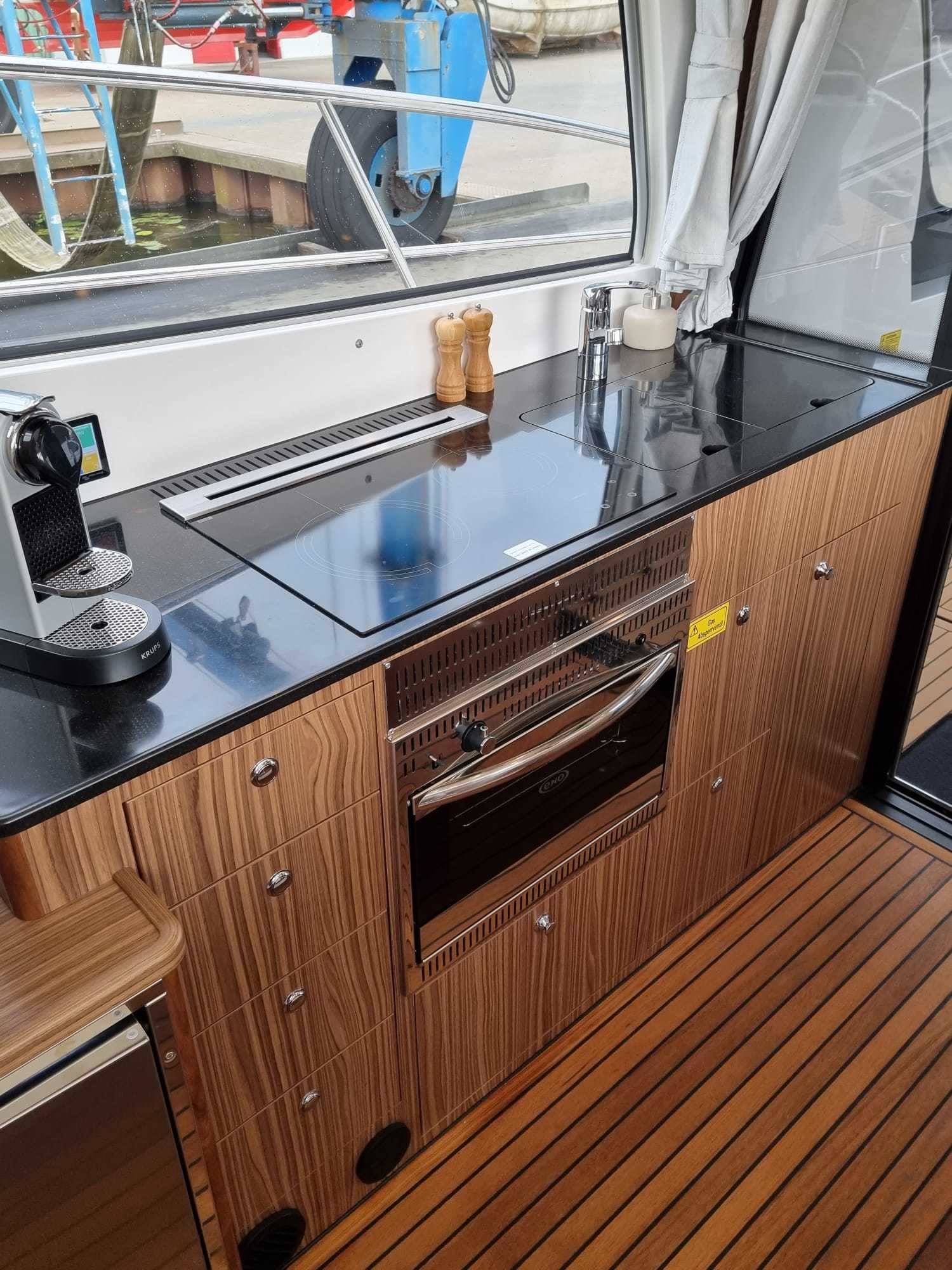 Saga 385 — foto 12 van 31