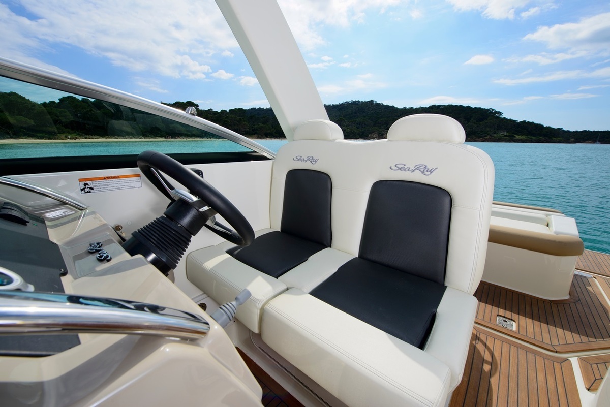 Sea Ray Sundancer 265 — foto 10 van 25