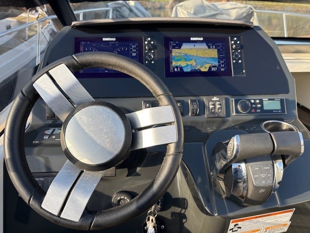 Quicksilver 875 Sundeck Active — foto 40 van 60