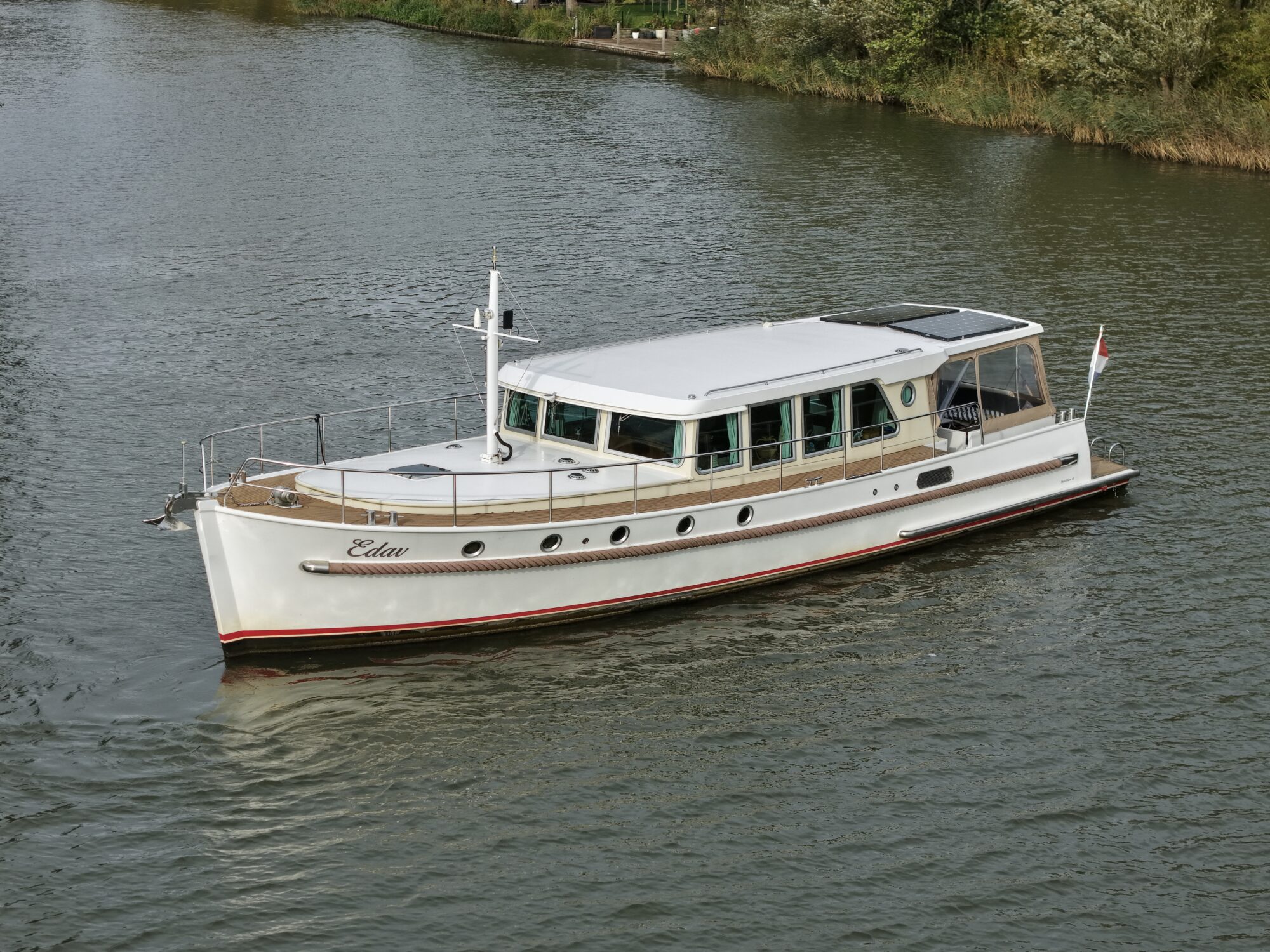 Serious Yachts Gently Low Bridge 45 Sedan — foto 2 van 74