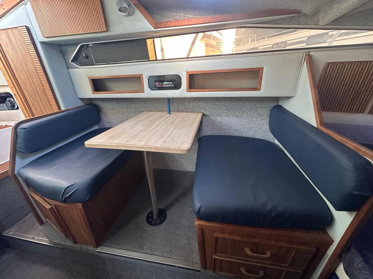 Sea Ray 268 Sundancer — foto 10 van 26