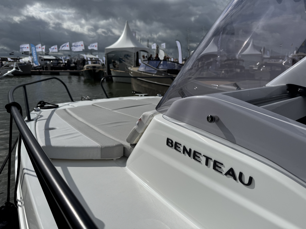 Beneteau Flyer 7 Sundeck | 200PK Honda IST | Pilot Edition — foto 17 van 17