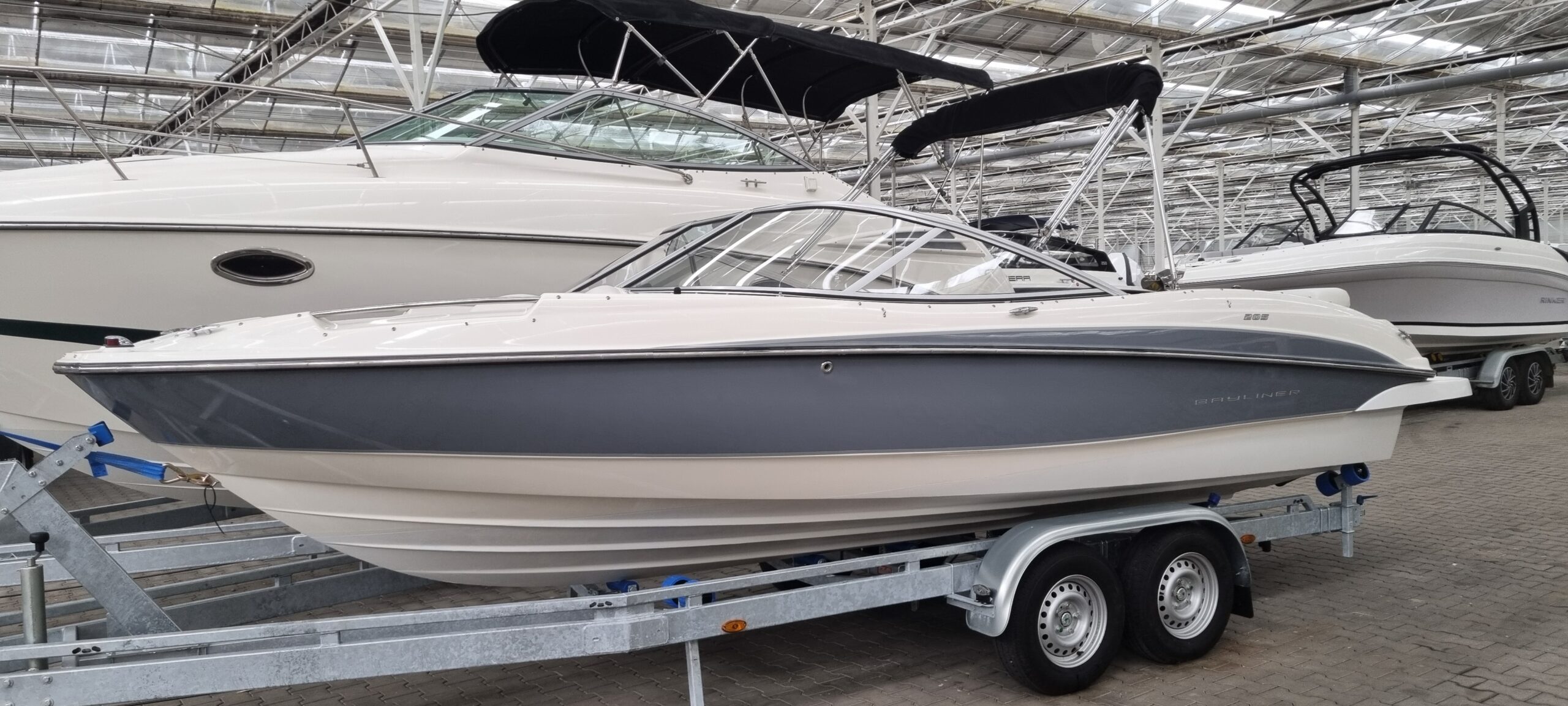 Bayliner 205 Sport — foto 1 van 11