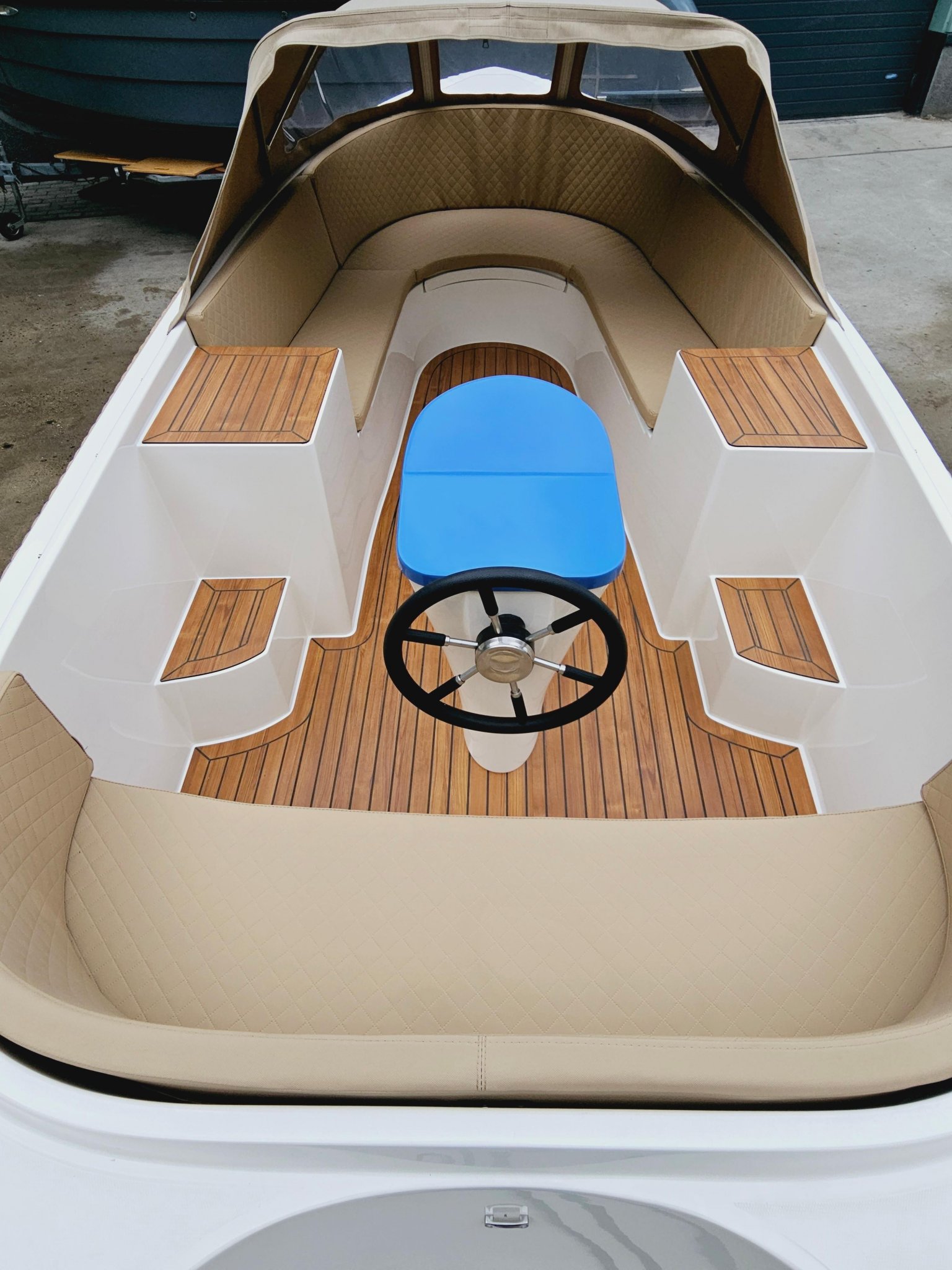 Lago Amore 565 nieuw, 9.9pk Suzuki efi — foto 6 van 30