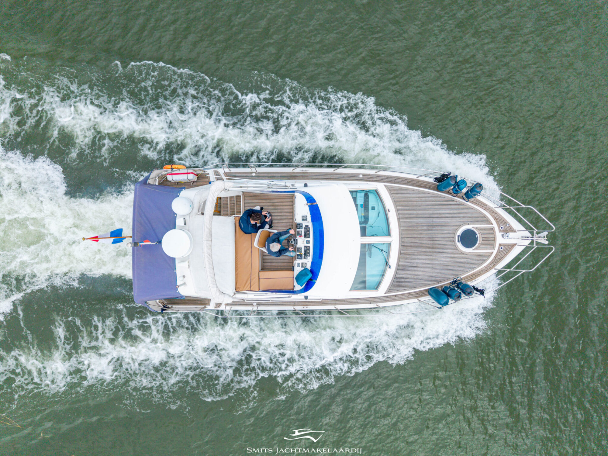 Astor 37 Flybridge — foto 44 van 54