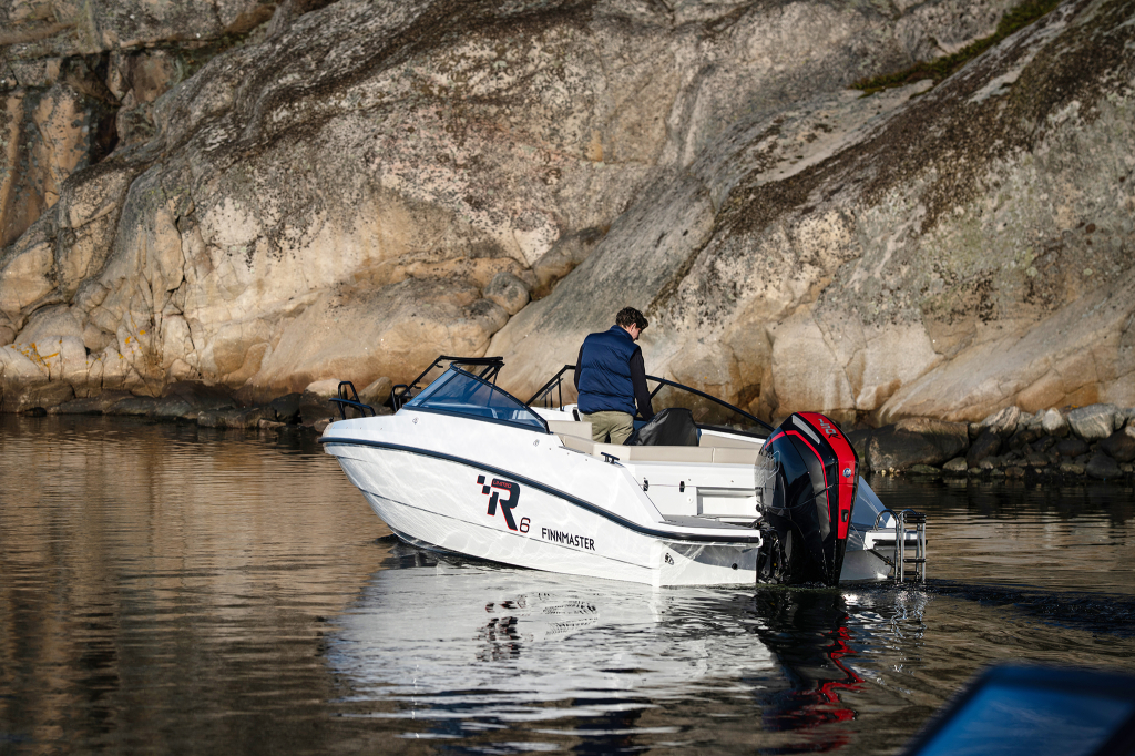Finnmaster Bowrider R6 — foto 4 van 31