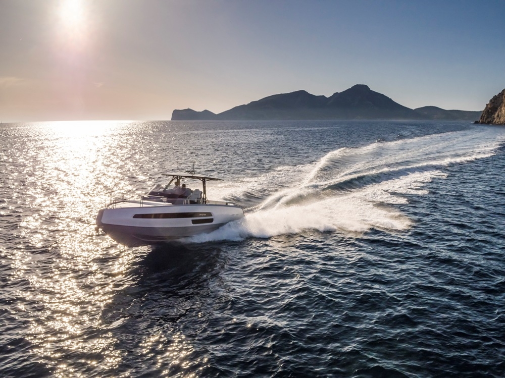 Invictus yachts Invictus 370 GT — foto 18 van 25