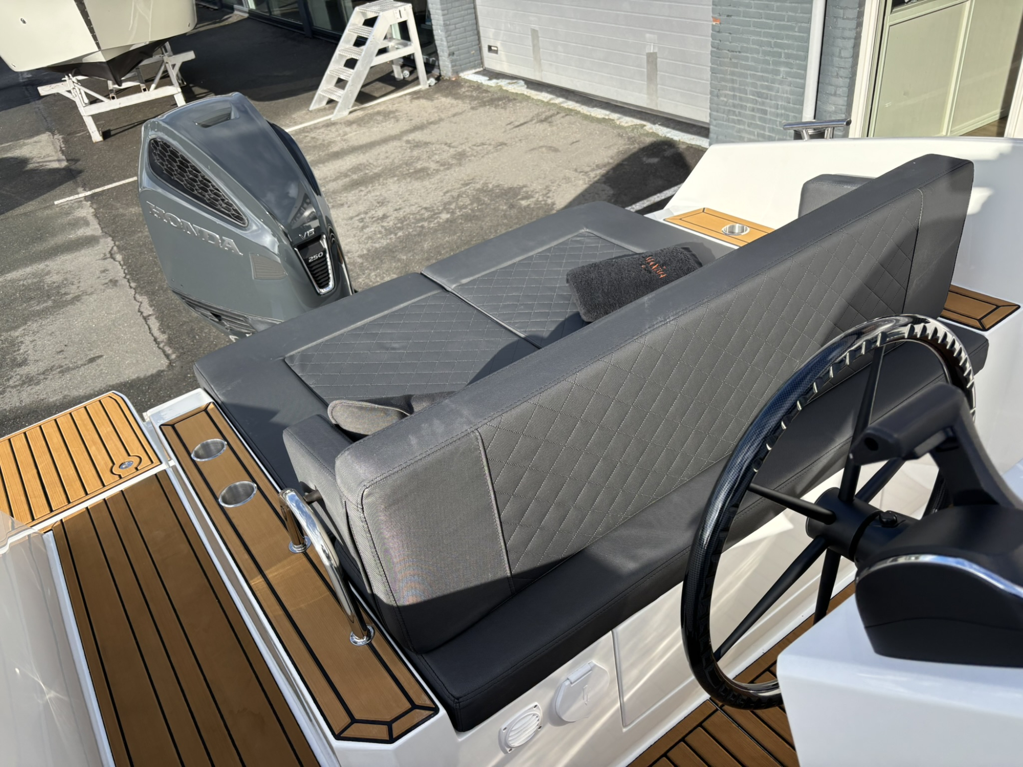 Maxima Boats 680 Sport Lounge met Honda 250 pk op voorraad! — foto 9 van 17