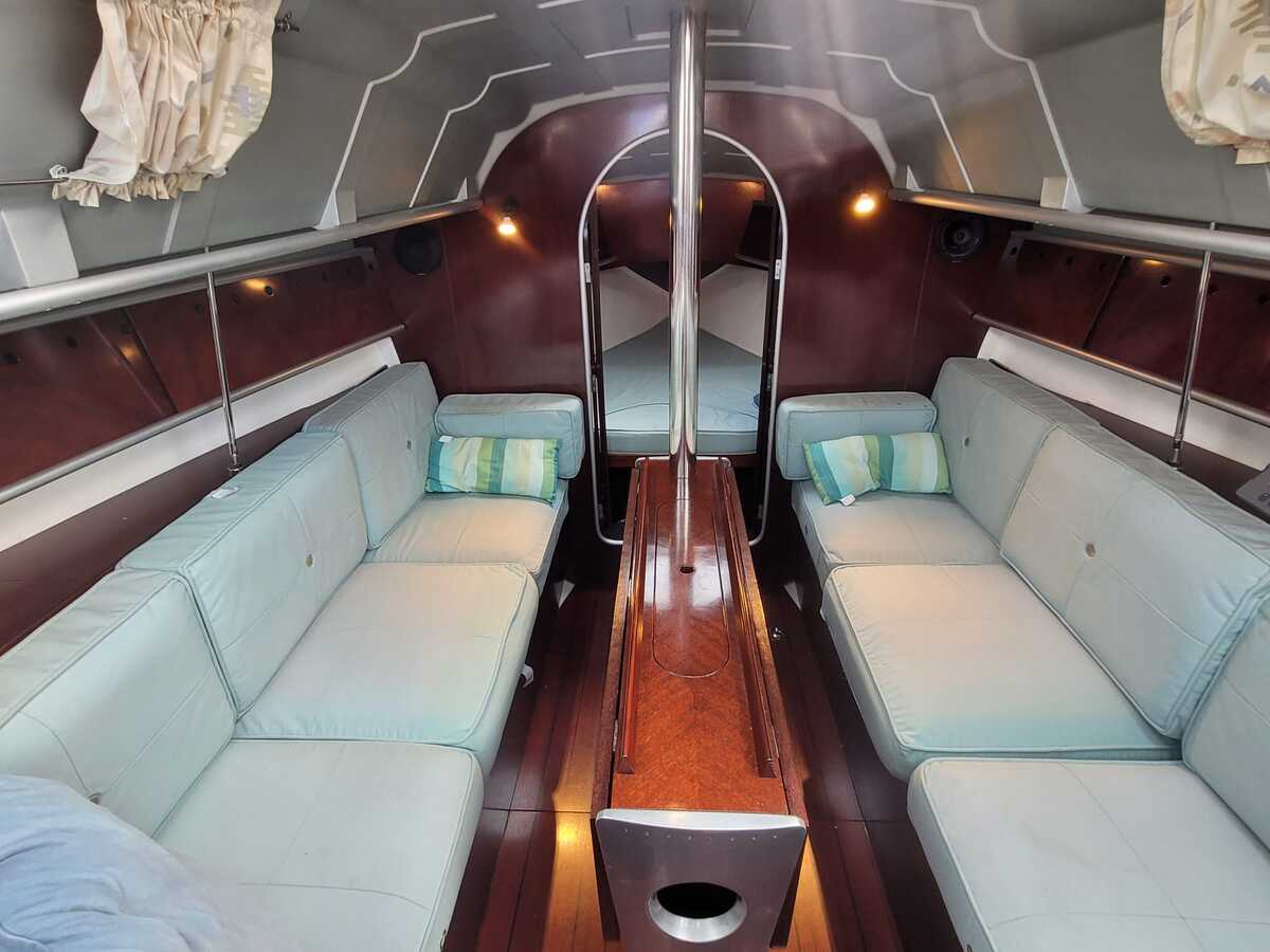 Beneteau First 32S5 — foto 8 van 53