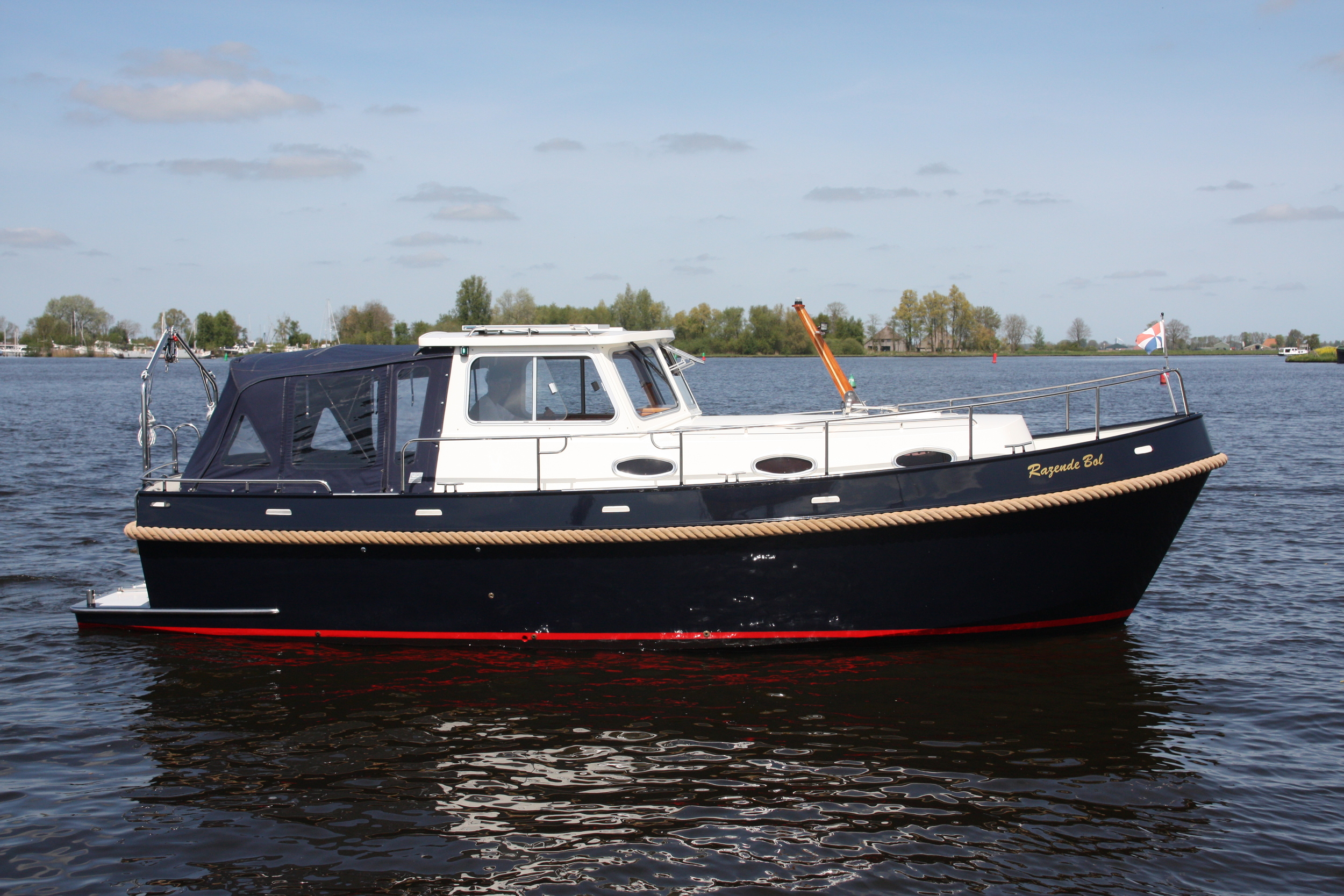 Langenberg 8.35 Cabin Cruiser Hardtop — foto 8 van 36
