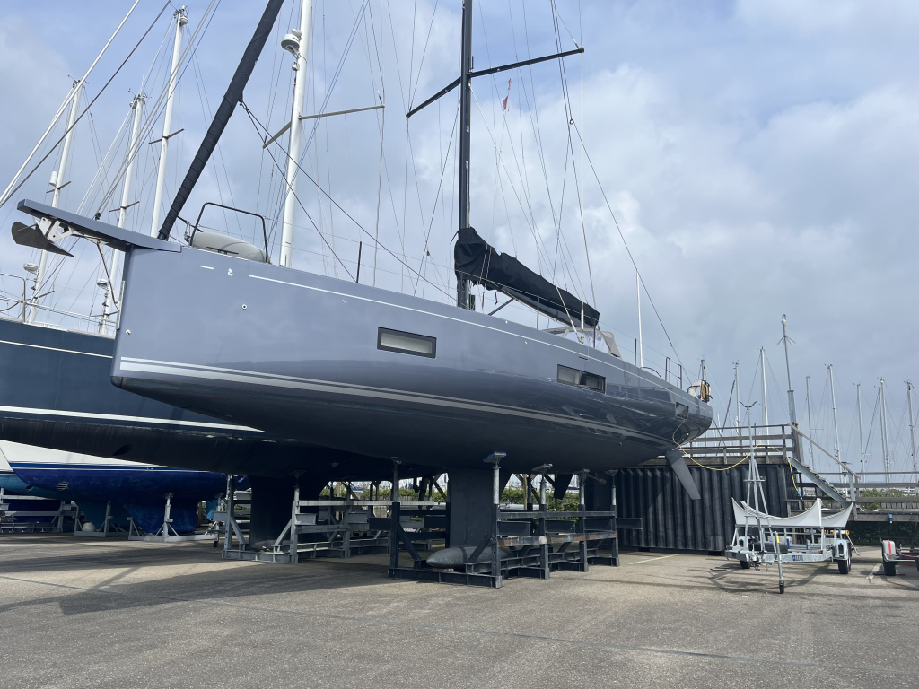 Beneteau First 53 — foto 10 van 89