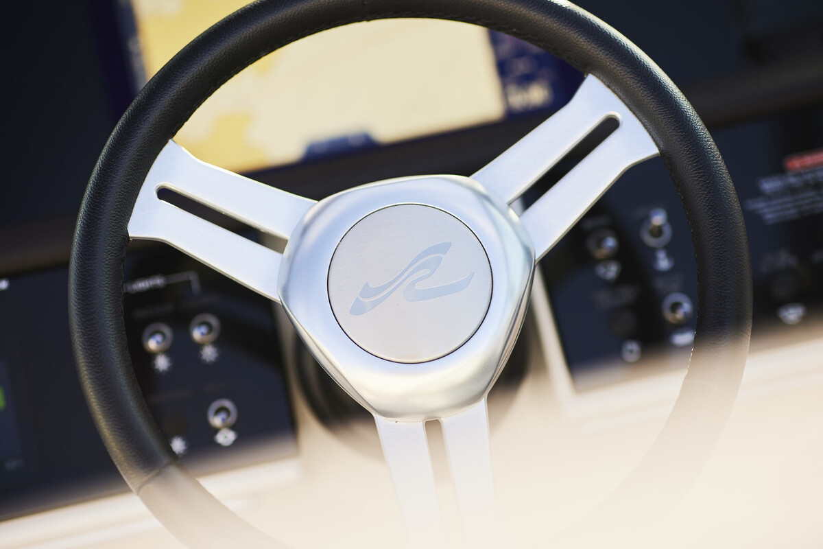 Sea Ray SDX 250 — foto 9 van 82