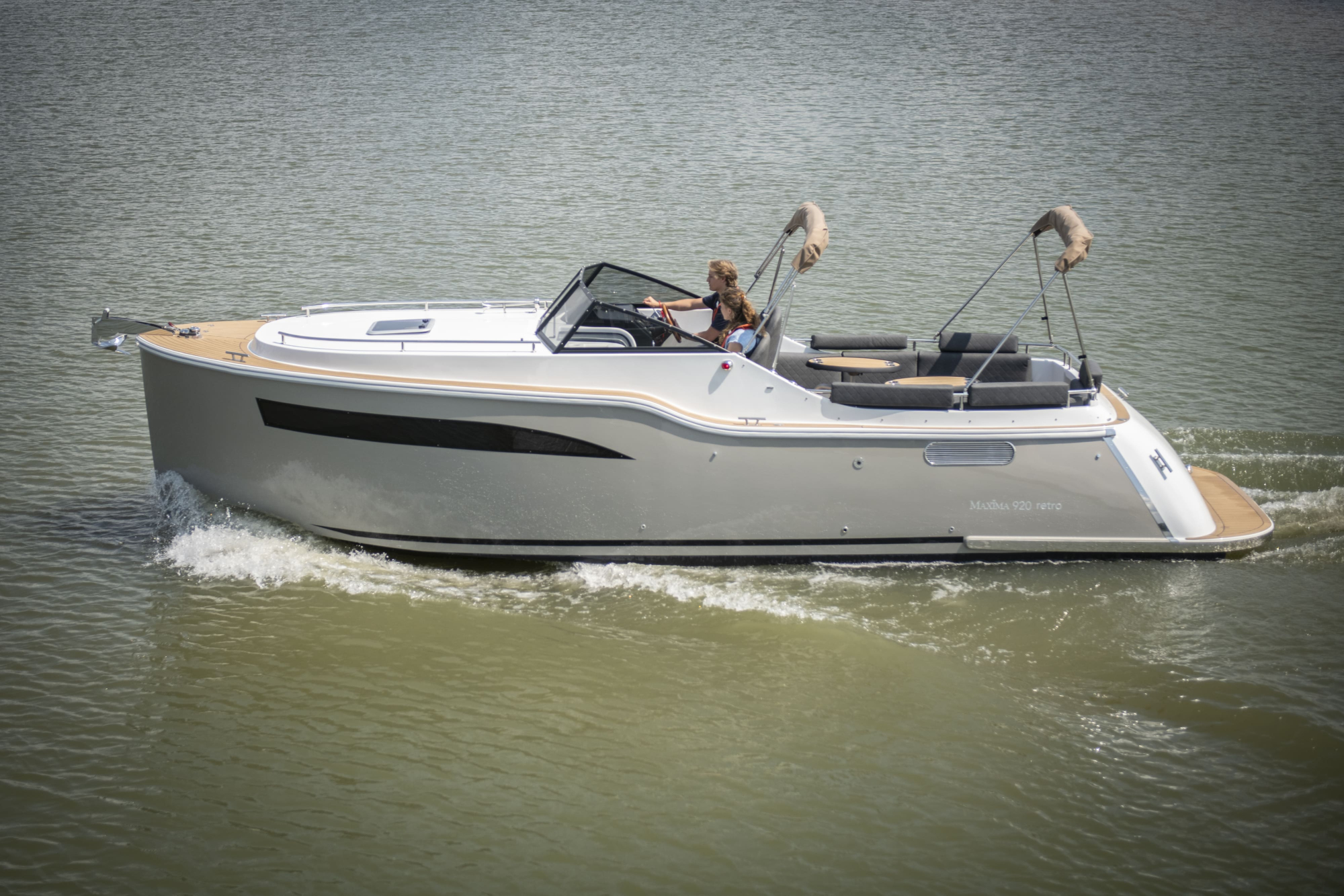 Maxima Boats 920 retro Cabin — foto 4 van 14