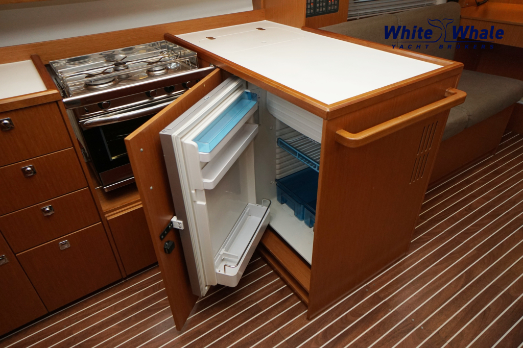 Bavaria C38 — foto 34 van 65