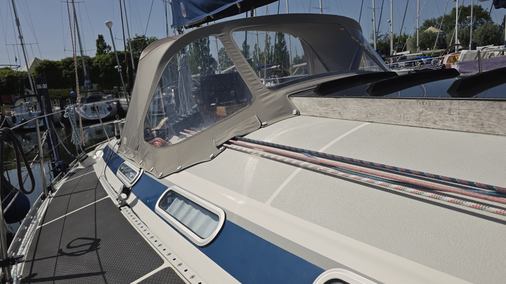 Dynamic 37 — foto 17 van 31