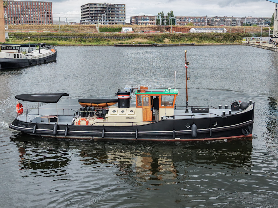 Motorsleepboot Carbon 15.63 met CBB — foto 6 van 48