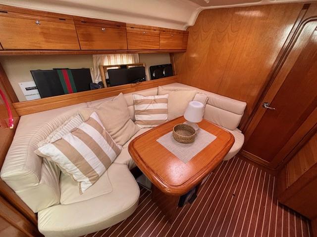 Bavaria 33 sport — foto 12 van 23
