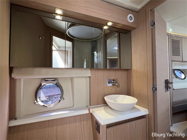 Beneteau Monte Carlo 5S — foto 26 van 75