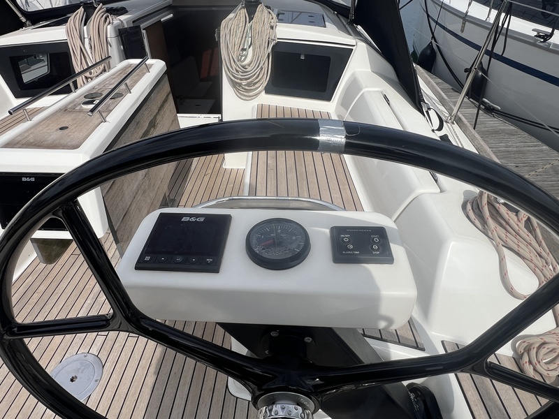 Dufour 360 GL — foto 37 van 45