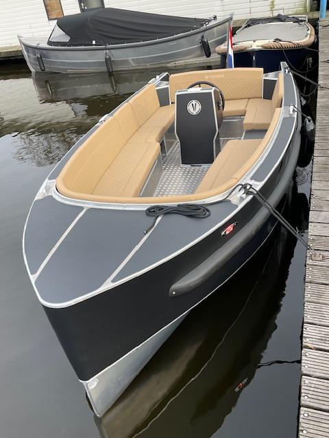 Van Vossen 650 sport e tender DEMO — foto 6 van 16