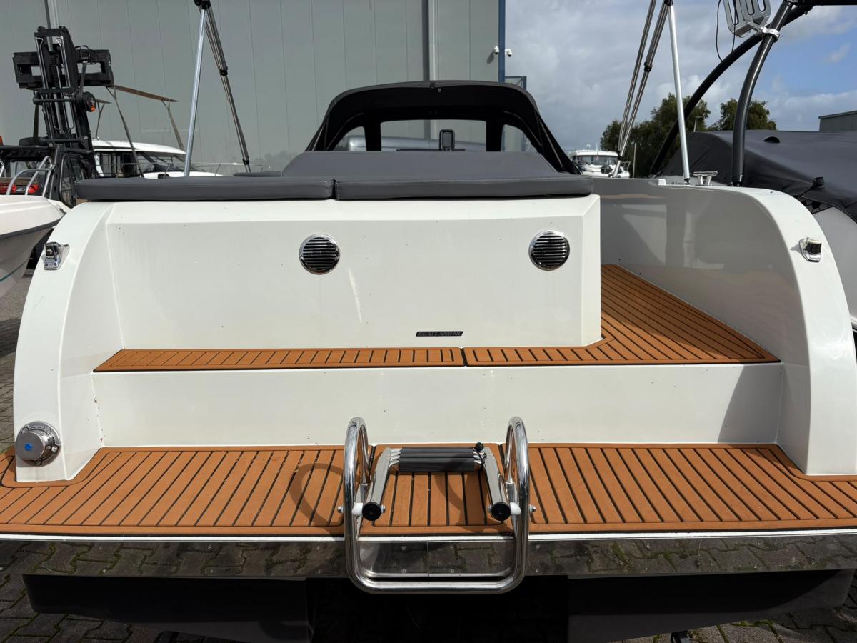 Clever 63 Tender — foto 16 van 16