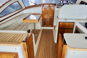 LongIsland 40 Runabout — foto 18 van 25