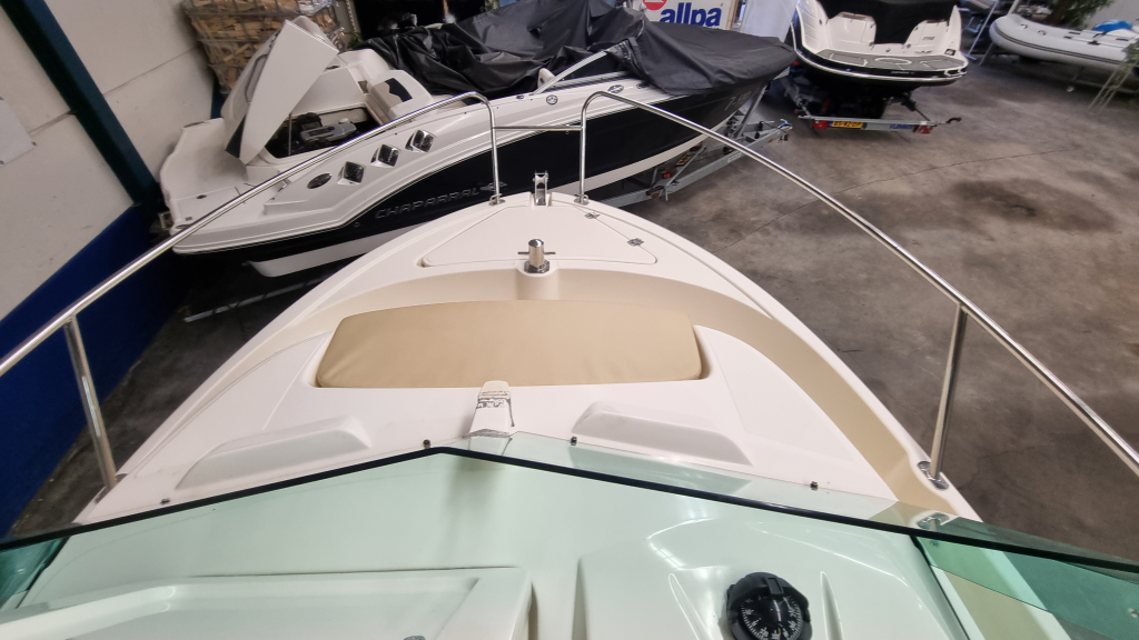 Jeanneau Merry Fisher 585 met Suzuki DF90A en trailer — foto 9 van 19