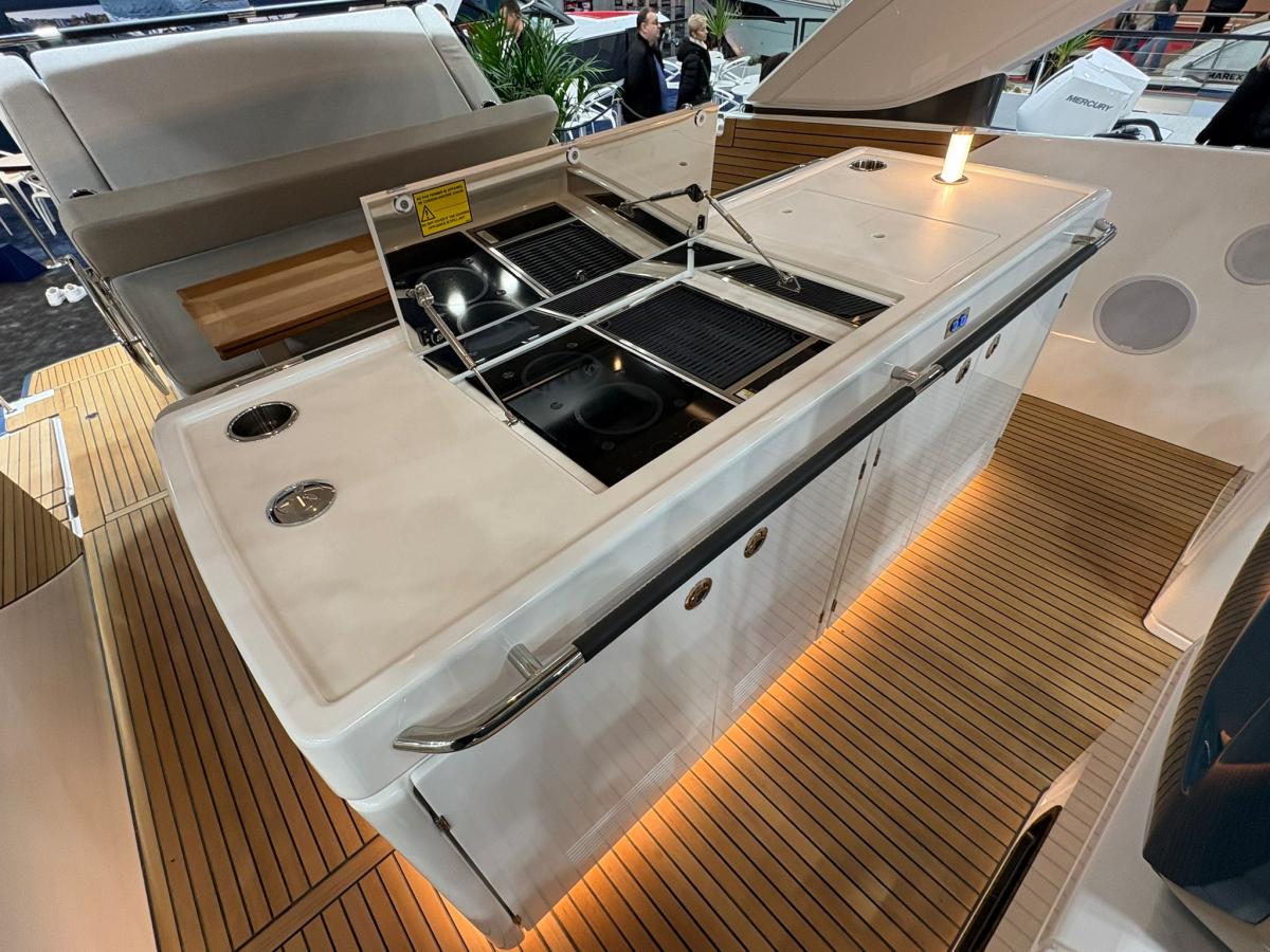 Jeanneau DB43 — foto 8 van 41
