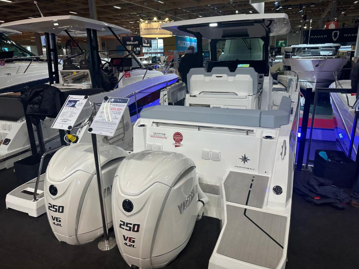 Jeanneau Cap Camarat 9.0CC S2 nieuw model! Dit schip is aanwezig op de Yamaha stand van hiswa te water 2026. — foto 4 van 33