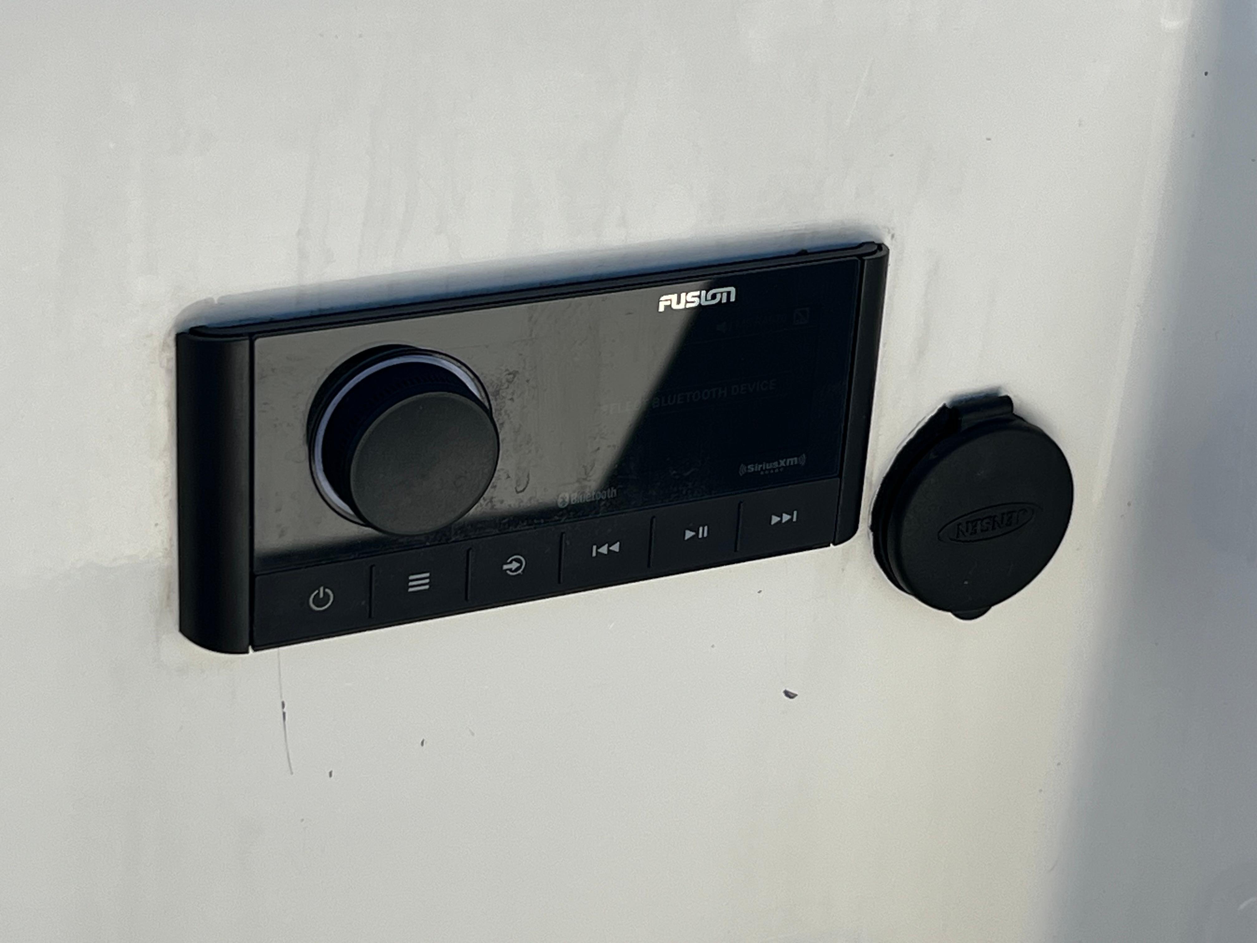 Center Console Blackfish Crossover 900 — foto 41 van 43