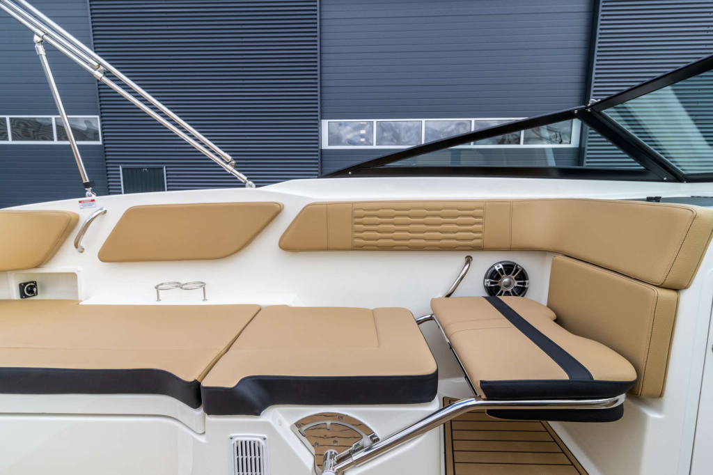 Sea Ray SPX 210 — foto 20 van 37